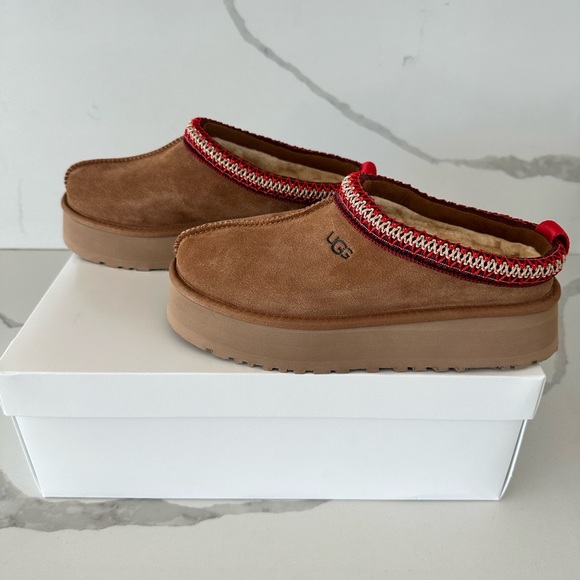 🤎 UGG TAZZ BRAND NEW IN BOX SIZE 7 🤎 - Picture 8 of 11